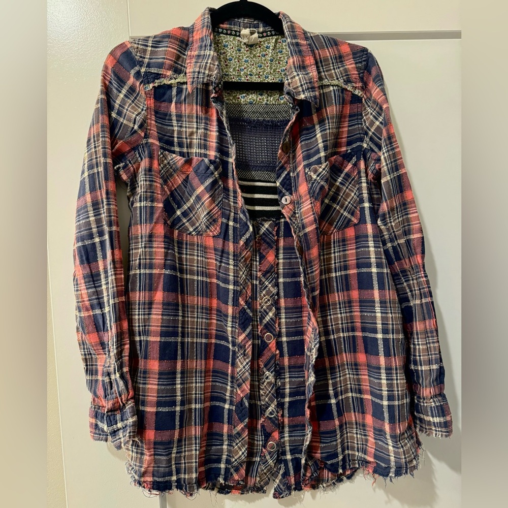 we the free // free people distressed plaid button down